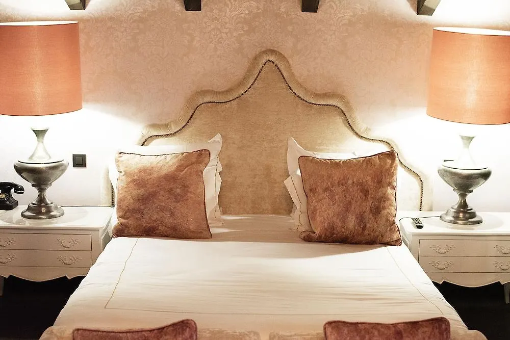 Hotel Le Castel Chamonix 3*,