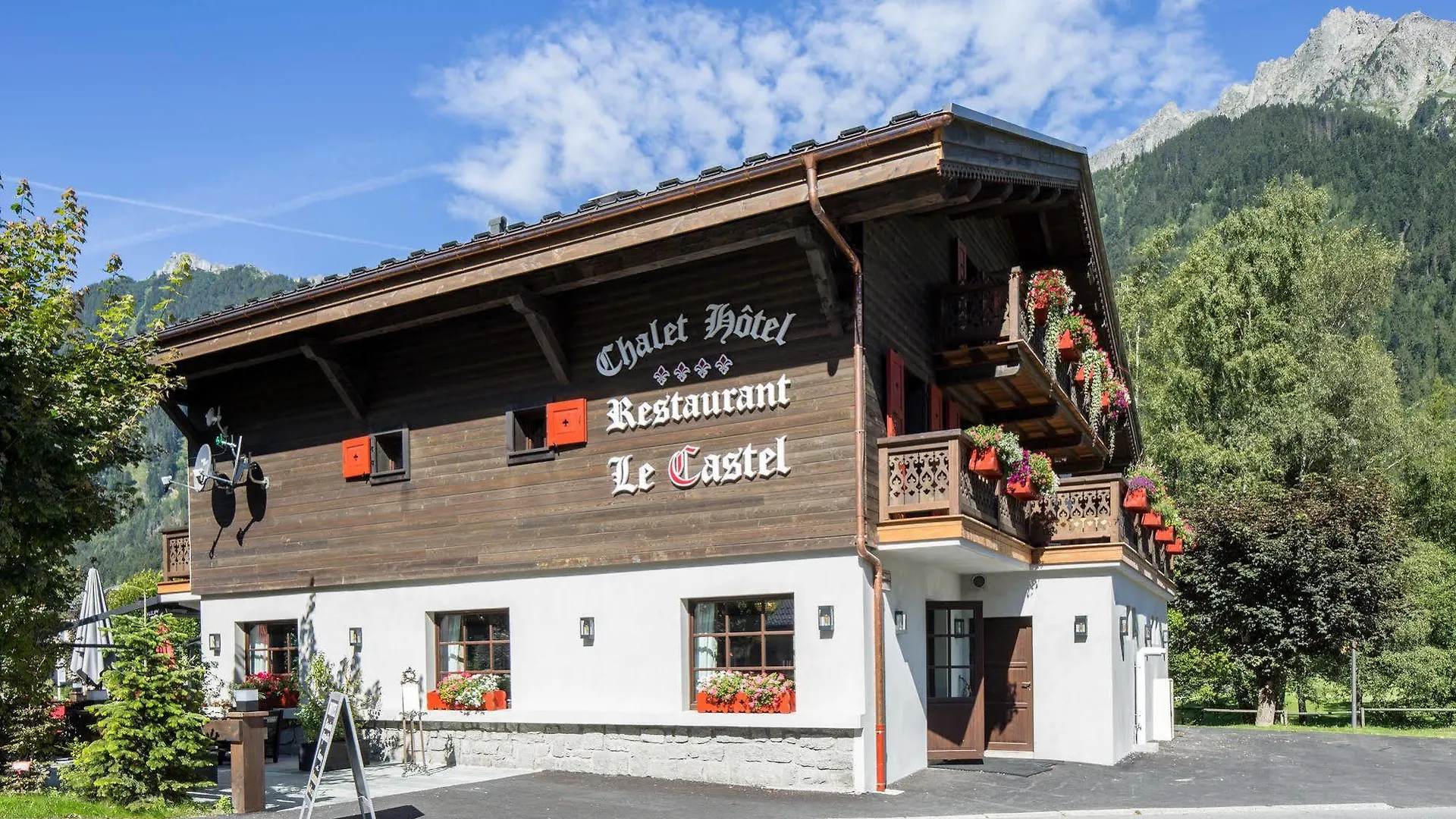 Hotel Le Castel Chamonix 3*,
