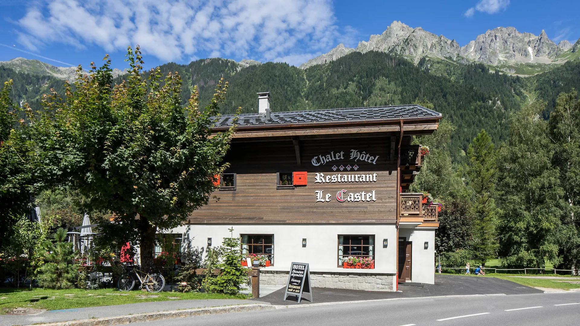 ***  Hotel Le Castel Chamonix France